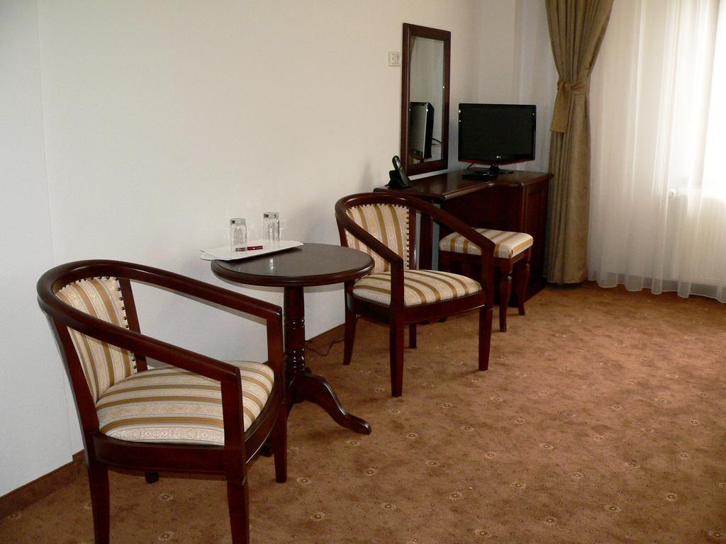 Pension Deutsches Haus Брашов Номер фото