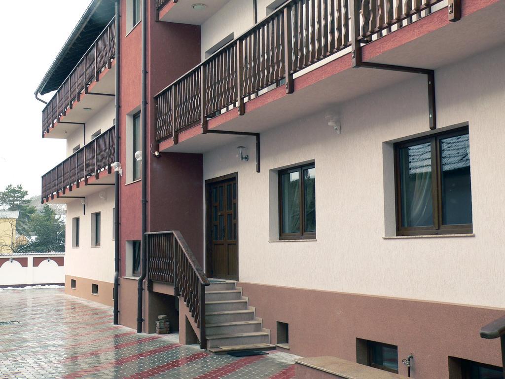 Pension Deutsches Haus Брашов Екстер'єр фото