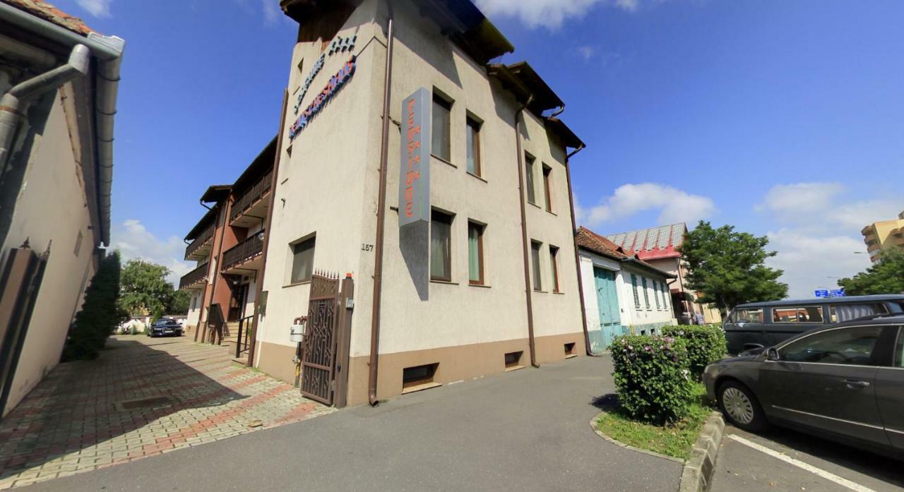 Pension Deutsches Haus Брашов Екстер'єр фото