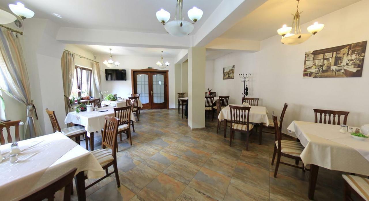 Pension Deutsches Haus Брашов Екстер'єр фото